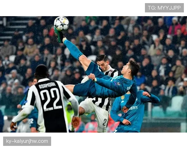 C罗无球跑动解析：顶级空间利用如何持续创造进球机会