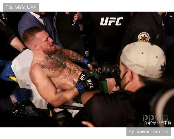 康纳今天穿得像去夜店，还真不是八卦，光鞋子都能买一辆摩托了