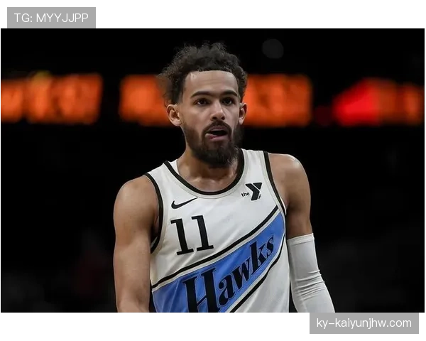 特雷·杨这生活费得多少，光买鞋就能让人心疼了吧？